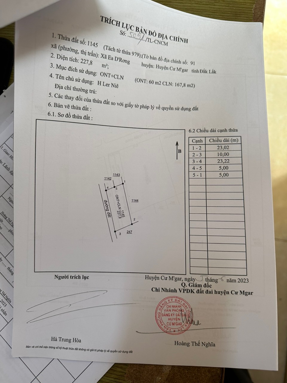 Bán đất gần uỷ ban edrong