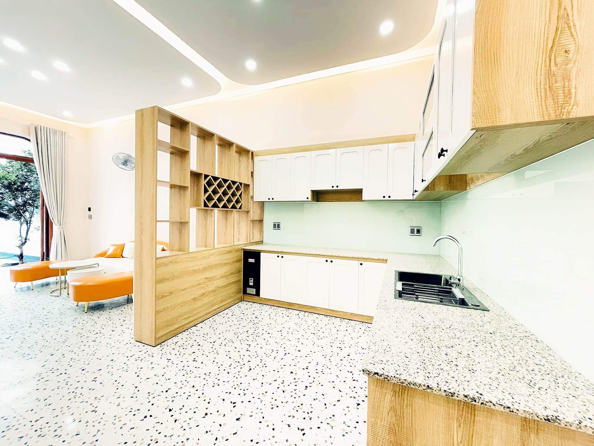 NHÀ  MẶT TIỀN Y WANG BMT DAKLAK