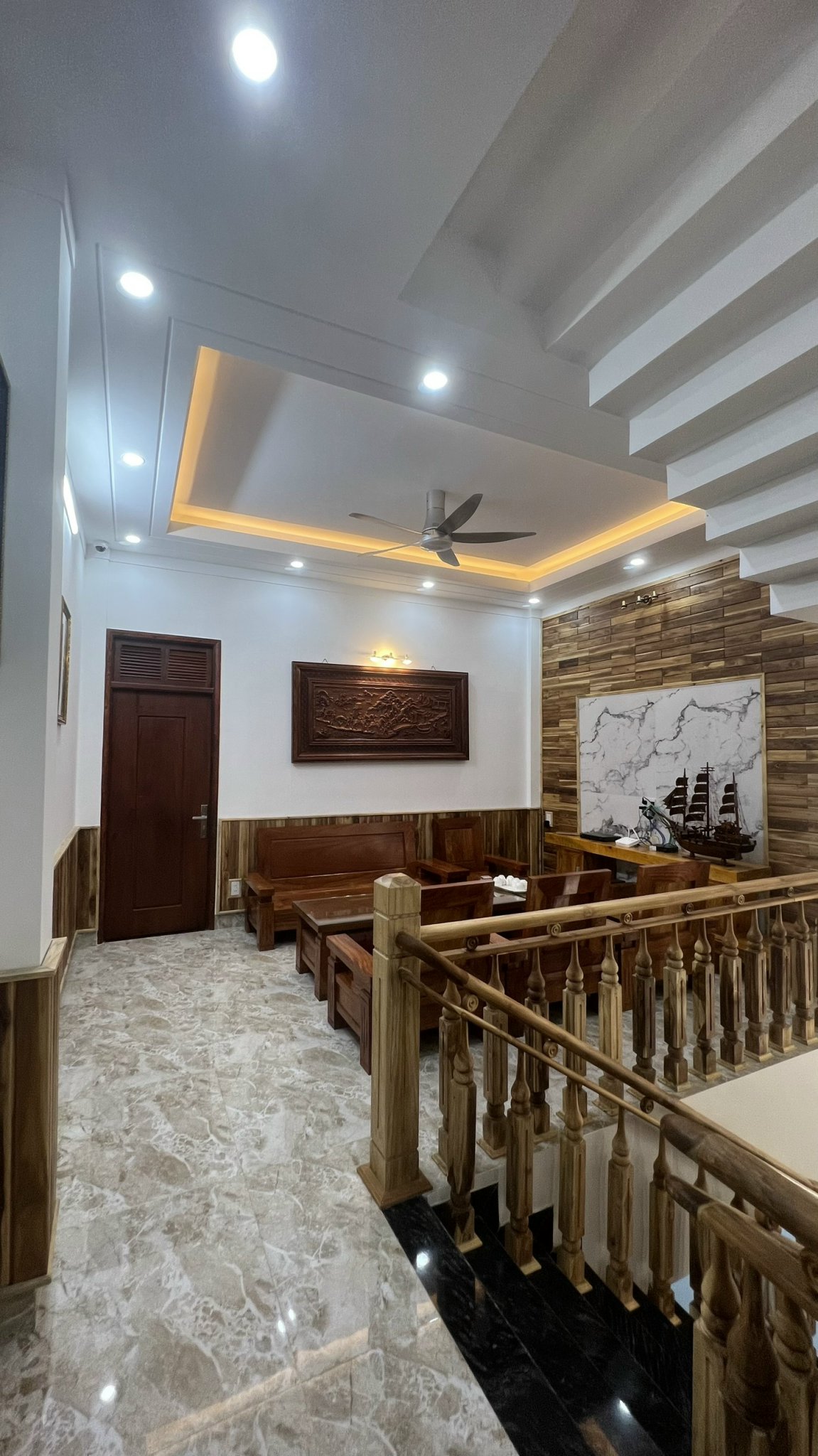 BÁN NHÀ MẶT TIỀN NGÔ QUYỀN SIÊU BMT DAKLAK