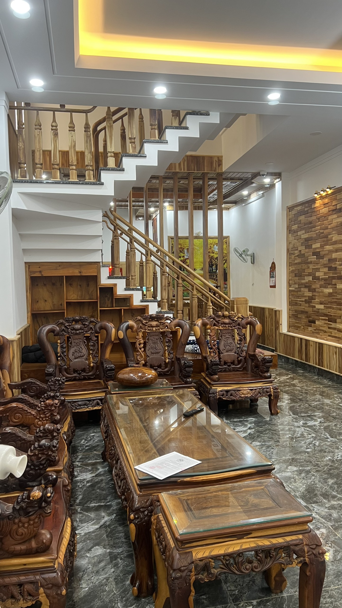 BÁN NHÀ MẶT TIỀN NGÔ QUYỀN SIÊU BMT DAKLAK