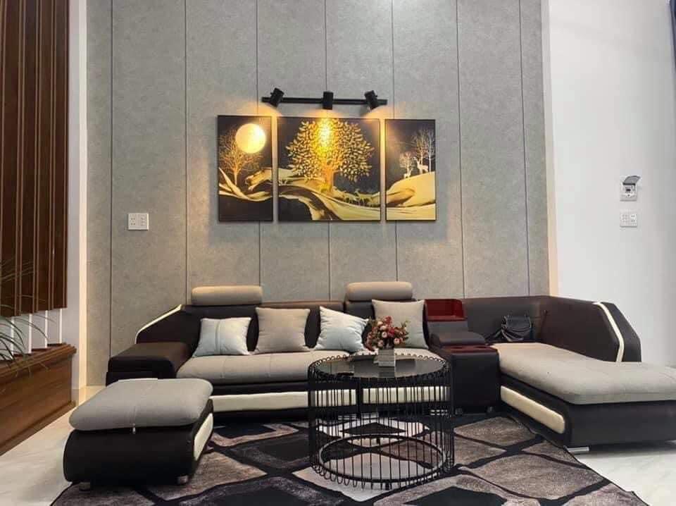 2 TỈ 650 SỞ HỮU NHÀ MÊ TRẦN PHÚ TRUNG TÂM PHỐ