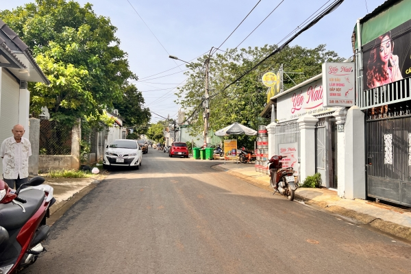 Nhà cấp 4 Mặt tiền kinh doanh đường Đinh Núp, P Tân Lập, TP BMT.