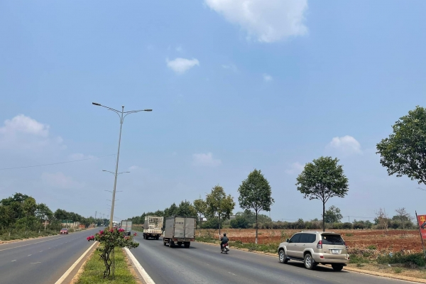 ĐẤT MẶT TIỀN ĐƯỜNG NGUYỄN TRI PHƯƠNG NỐI DÀI, GẦN BIG C, XÃ CƯ EBUR, TP BMT 7X25