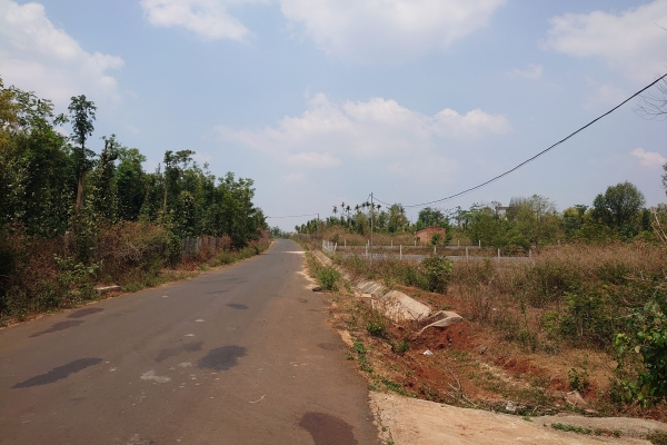 Đất xào 500m2 đường nhựa Buôn Komleo xã Hoà thắng