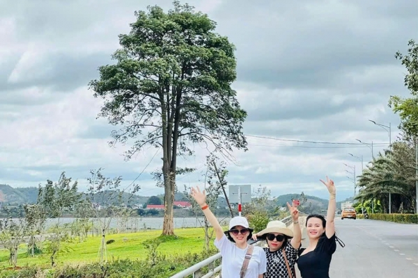 BÁN ĐẤT LÀM NHÀ VƯỜN GẦN HỒ EKAO  12x51 THỔ CƯ 100M2