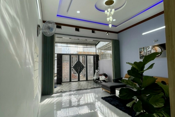 🍀🍀 BÁN NHÀ🍀🍀  => HẺM 143 YMOAN-( ĐỐi DIỆN NHÀ THỜ )