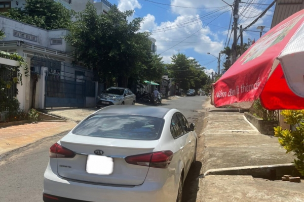 ĐẤT MẶT TIỀN KINH DOANH ĐẮC ĐỊA TRẦN PHÚ PHƯỜNG THÀNH CÔNG BMT DAKLAK