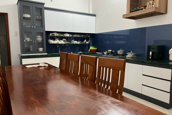 .  - Đường Hùng Vương phường Tân Lập tp BMT