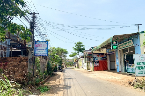 ĐẤT MẶT TIỀN KINH DOANH A1 THÔN 1 XÃ CƯBUR BMT DAKLAK