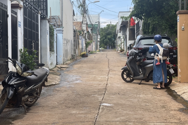 🏠NHÀ CẤP 4 Y MOAN - TÂN LỢI MT HẺM 163 GIÁ CỰC TỐT CHỈ 2Tỷ 250   - Diện tích: 6M50 x 14M50  - Pháp lý: sổ Hồng sẵn thổ cư 60M2 - Hướng: Bắc chếch Tây