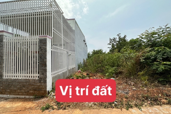 Đất hẻm Phùng Hưng _ phường Eatam _thành Phố Buôn Ma Thuột DakLak