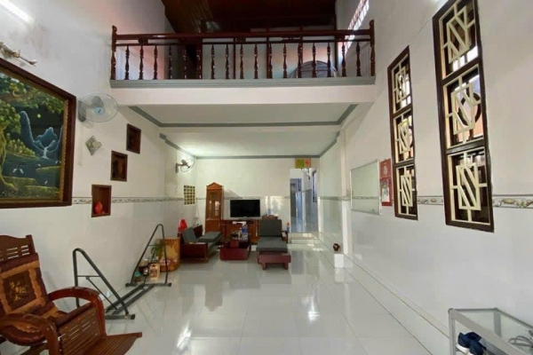 NHÀ MÊ LỬNG HẺM NGUYỄN CHÍ THANH ĐỐI DIỆN ECO PHƯỜNG TÂN AN BMT DAKLAK