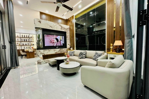 NHÀ MÊ GÓC 2 MẶT TIỀN - FULL NỘI THẤT ĐƯỜNG K PHẠM NGŨ LÃO, XÃ CƯ EBUR, TP BUÔN MA THUỘT