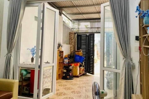 Bán Nhà Mặt Tiền Đặng Văn Ngữ