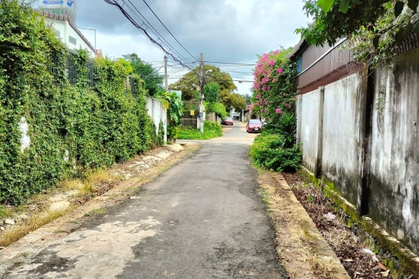 Đất Hẻm 25 Mai Thị Lựu - Phường EaTam, TP Buôn Ma Thuột DT 5X22 1.55 TỶ