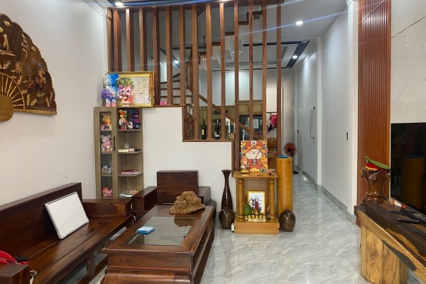 NHÀ MÊ ĐẸP MẶT TIỀN HẺM CHÍNH 142 Y MOAL, P TÂN LỢI, TP BMT GIÁ 3.5 TỶ